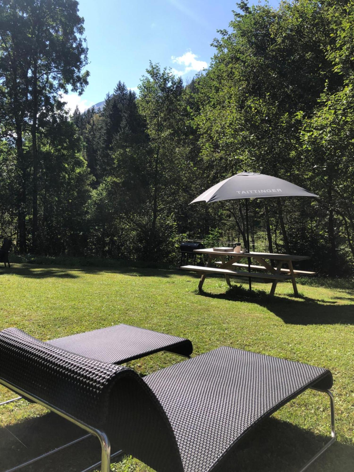סן-ג'רבה-לה-באן Chalet Riviere Du Bon Nant Location De 6 A 14 Personnes En Haute Savoie מראה חיצוני תמונה