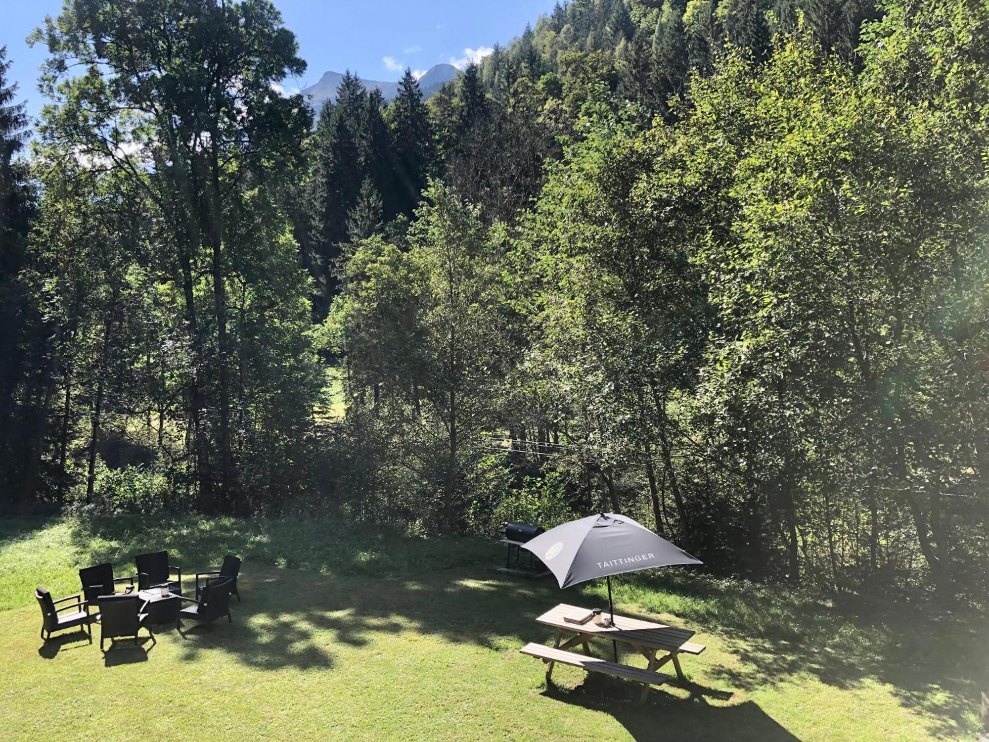 סן-ג'רבה-לה-באן Chalet Riviere Du Bon Nant Location De 6 A 14 Personnes En Haute Savoie מראה חיצוני תמונה