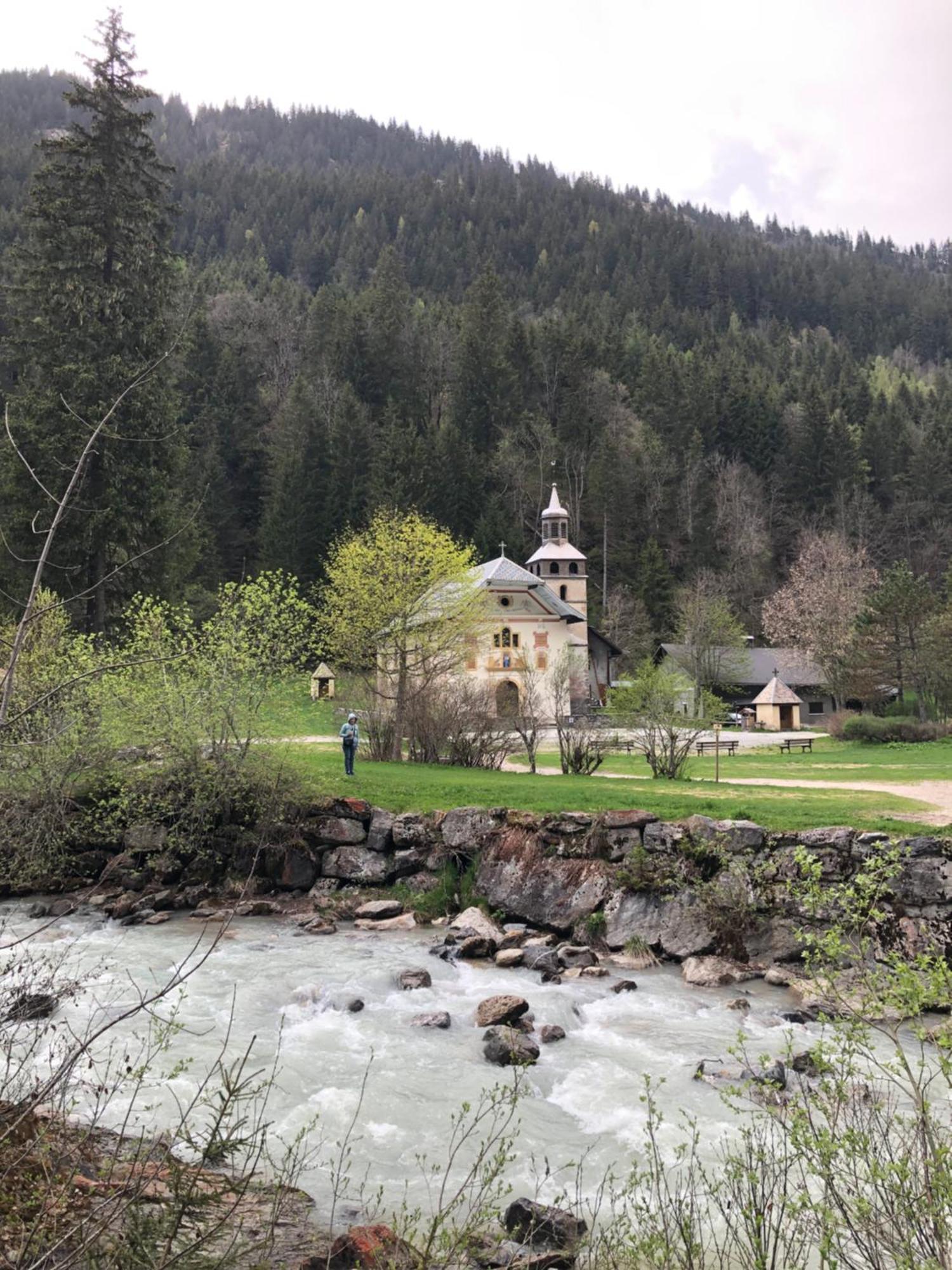סן-ג'רבה-לה-באן Chalet Riviere Du Bon Nant Location De 6 A 14 Personnes En Haute Savoie מראה חיצוני תמונה